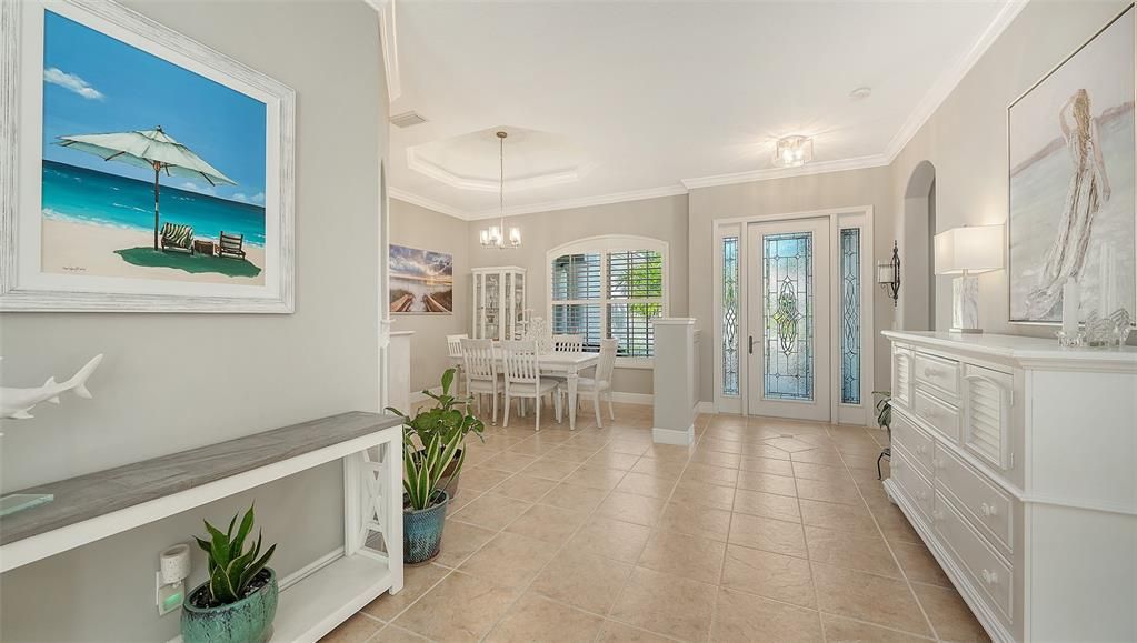 En Venta: $745,000 (3 camas, 3 baños, 2546 Pies cuadrados)