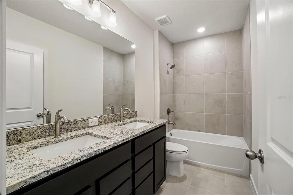 Active With Contract: $289,990 (4 beds, 2 baths, 1624 Square Feet)