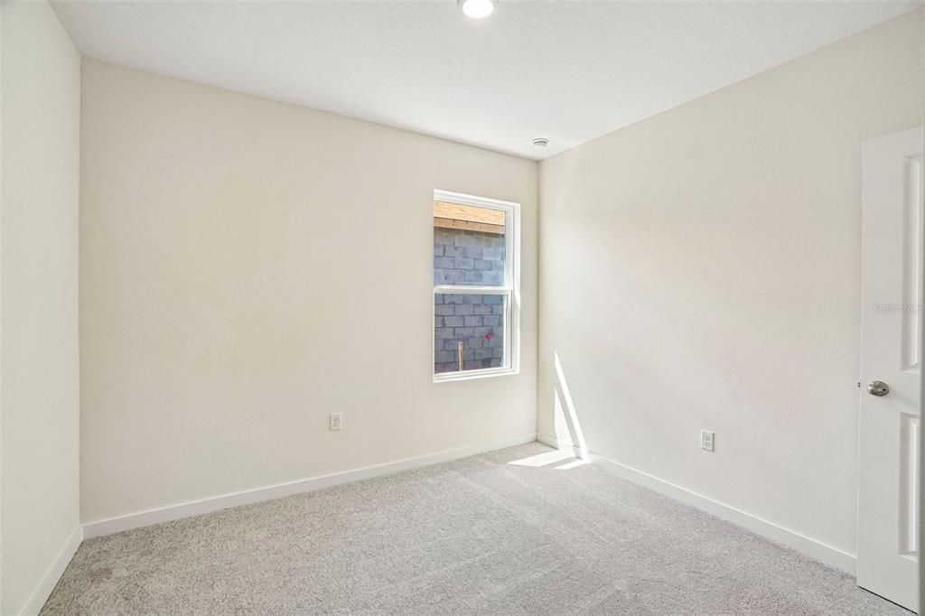 Active With Contract: $289,990 (4 beds, 2 baths, 1624 Square Feet)