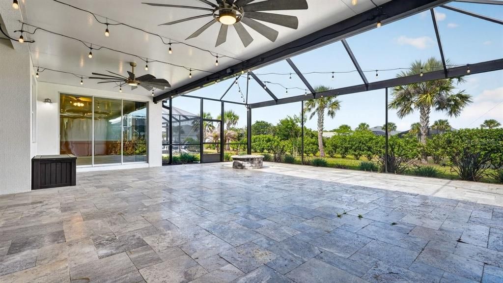 На продажу: $659,900 (2 спален, 2 ванн, 2303 Квадратных фут)