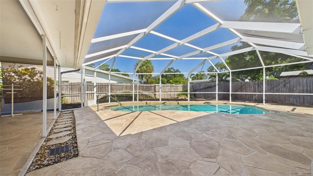 En Venta: $585,000 (3 camas, 2 baños, 1485 Pies cuadrados)