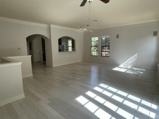 For Rent: $4,300 (3 beds, 3 baths, 2199 Square Feet)