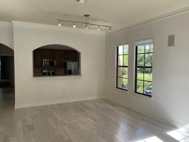 For Rent: $4,300 (3 beds, 3 baths, 2199 Square Feet)
