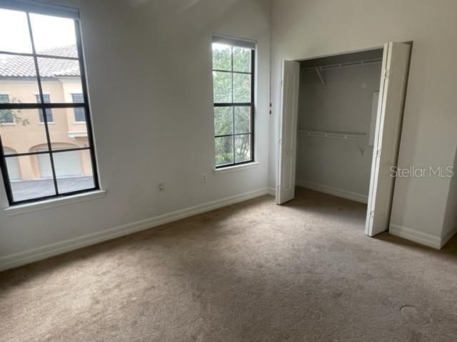 For Rent: $4,300 (3 beds, 3 baths, 2199 Square Feet)