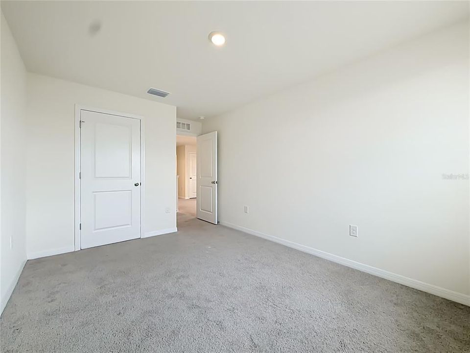 В аренду: $2,350 (4 спален, 2 ванн, 2373 Квадратных фут)