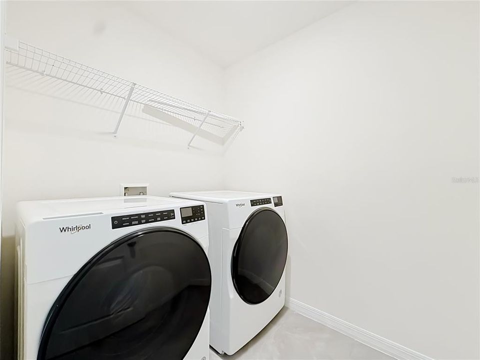 В аренду: $2,350 (4 спален, 2 ванн, 2373 Квадратных фут)