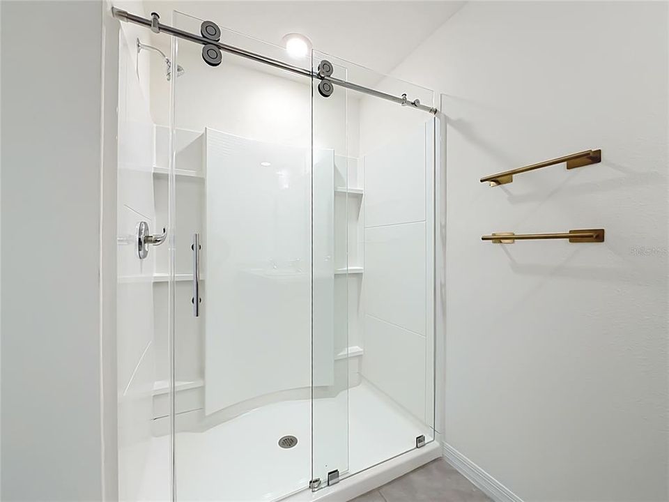 В аренду: $2,350 (4 спален, 2 ванн, 2373 Квадратных фут)