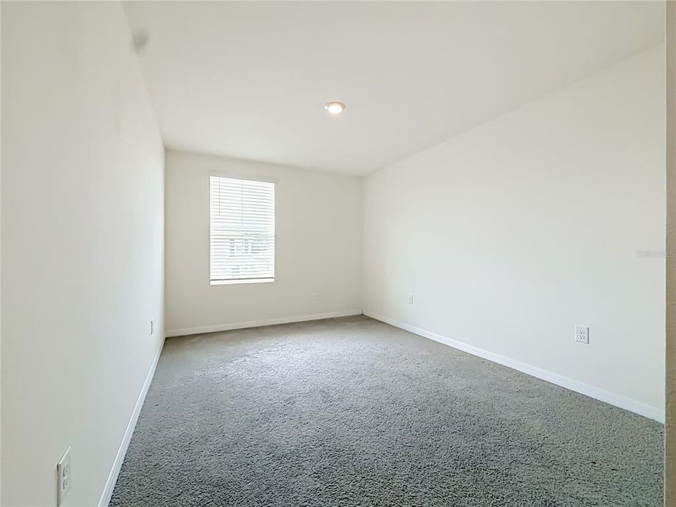 В аренду: $2,350 (4 спален, 2 ванн, 2373 Квадратных фут)