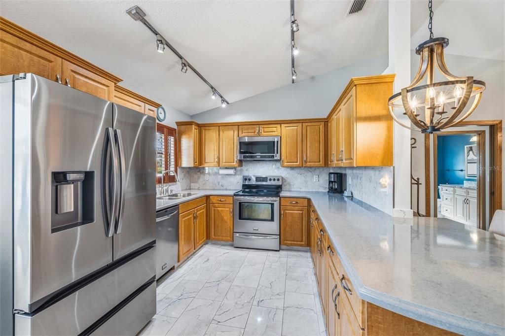 For Sale: $579,000 (3 beds, 2 baths, 1722 Square Feet)
