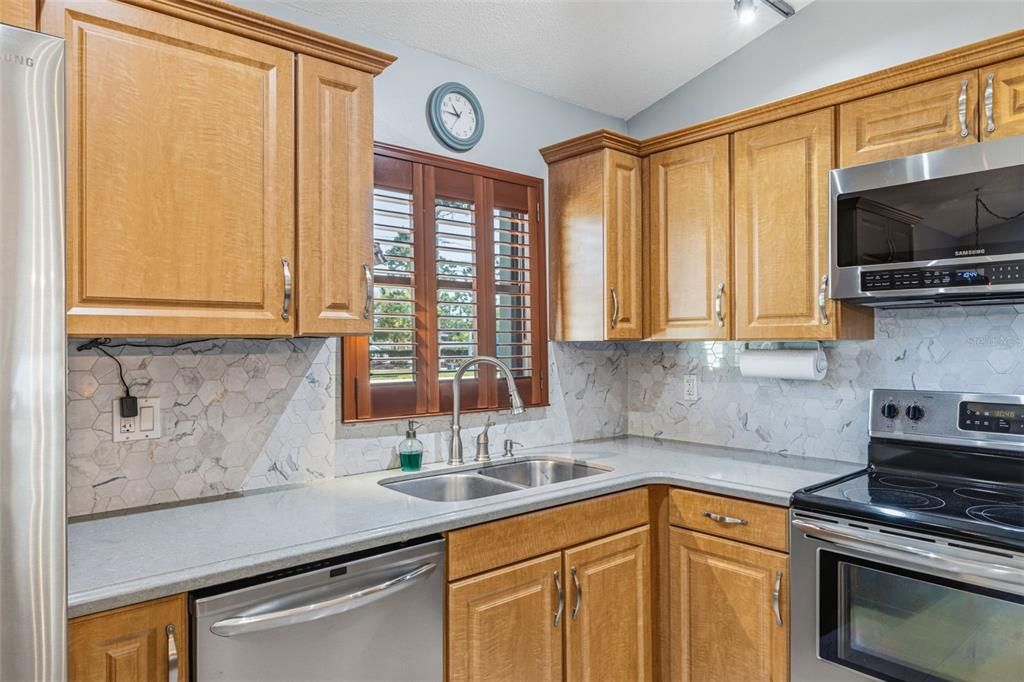 For Sale: $579,000 (3 beds, 2 baths, 1722 Square Feet)
