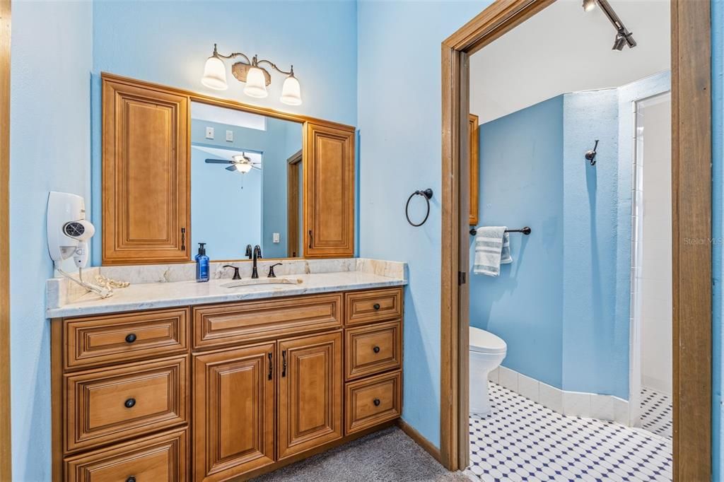 For Sale: $579,000 (3 beds, 2 baths, 1722 Square Feet)