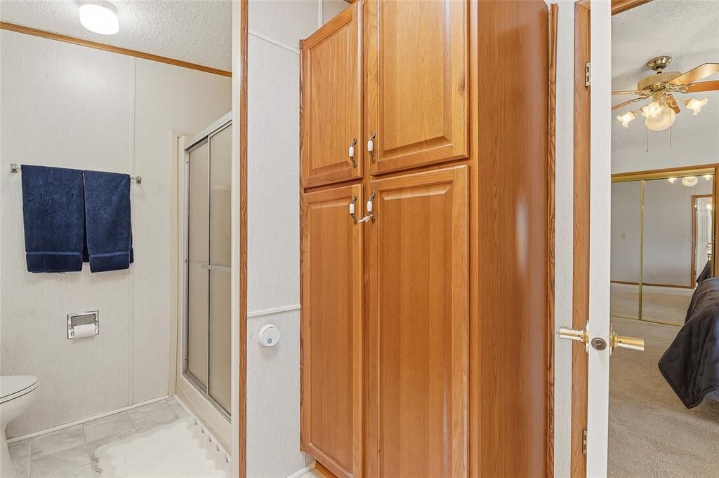 For Sale: $274,900 (2 beds, 2 baths, 1761 Square Feet)