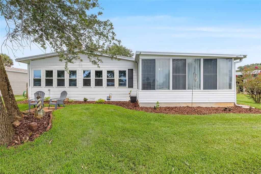 For Sale: $274,900 (2 beds, 2 baths, 1761 Square Feet)