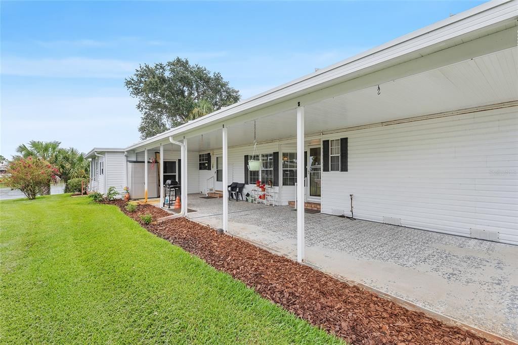 For Sale: $274,900 (2 beds, 2 baths, 1761 Square Feet)