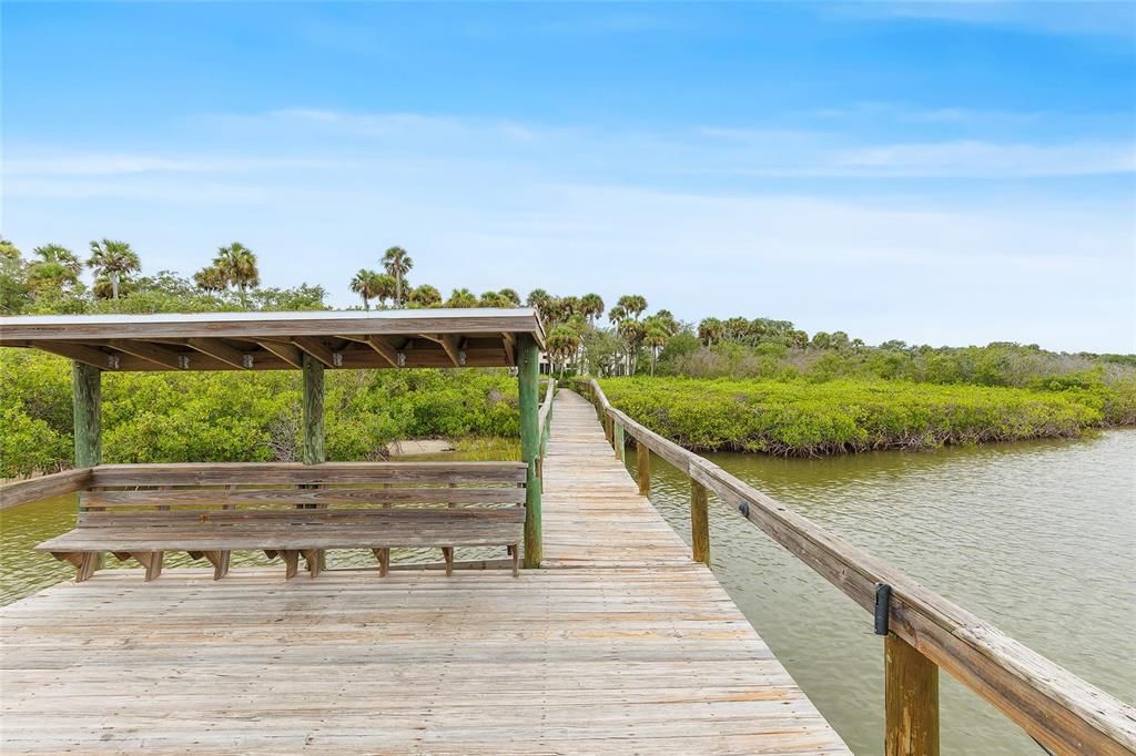 For Sale: $274,900 (2 beds, 2 baths, 1761 Square Feet)