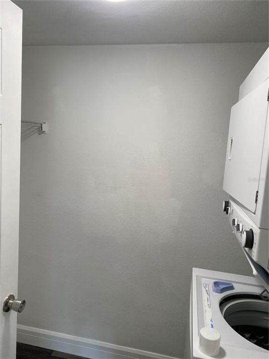 В аренду: $1,350 (1 спален, 1 ванн, 854 Квадратных фут)