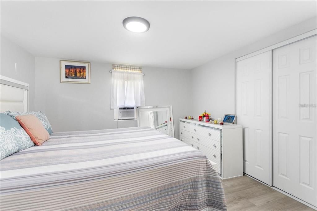 В аренду: $2,300 (3 спален, 2 ванн, 1040 Квадратных фут)
