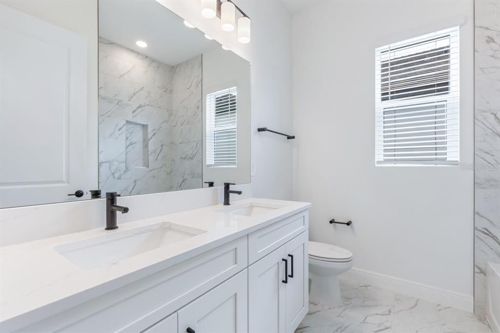 For Sale: $849,141 (3 beds, 3 baths, 2598 Square Feet)