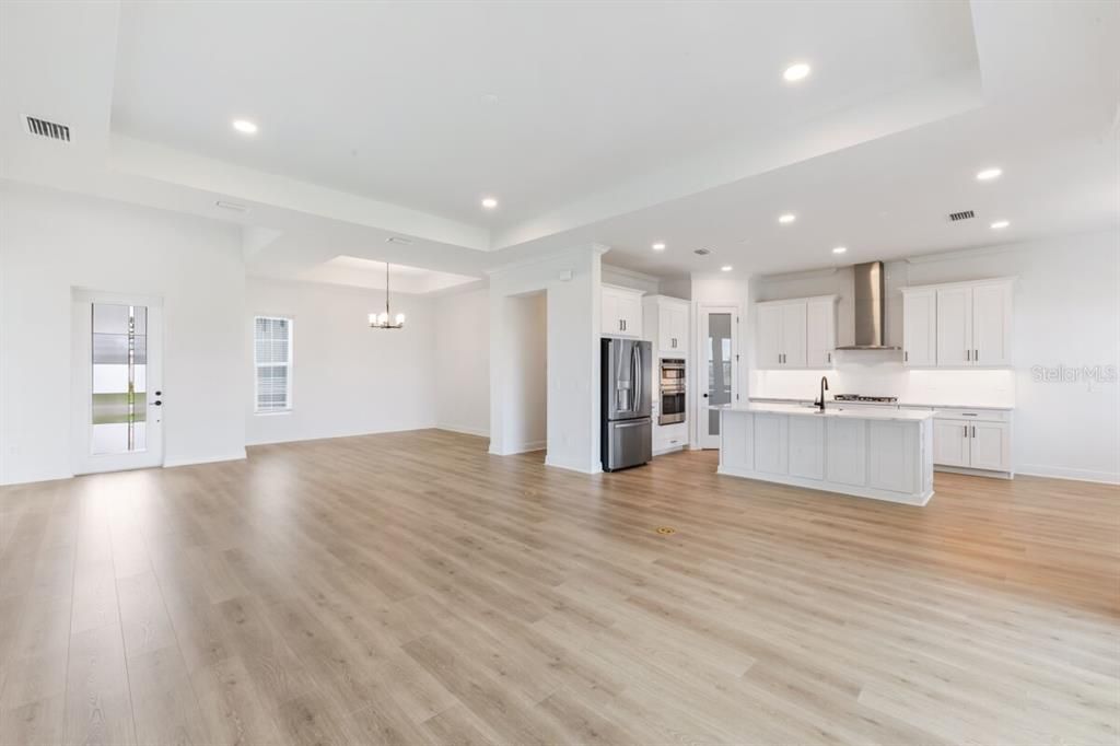 For Sale: $849,141 (3 beds, 3 baths, 2598 Square Feet)