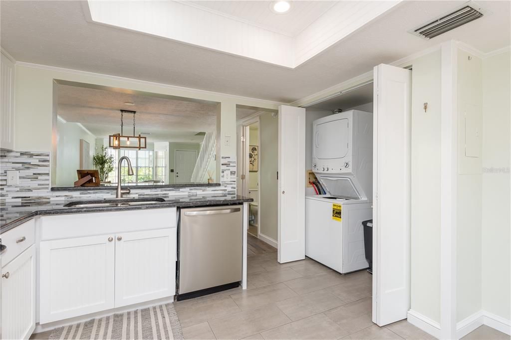En Venta: $499,900 (2 camas, 2 baños, 1200 Pies cuadrados)