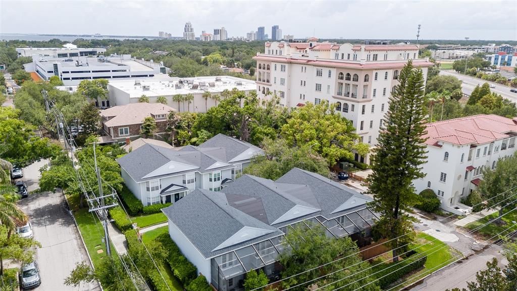 En Venta: $499,900 (2 camas, 2 baños, 1200 Pies cuadrados)