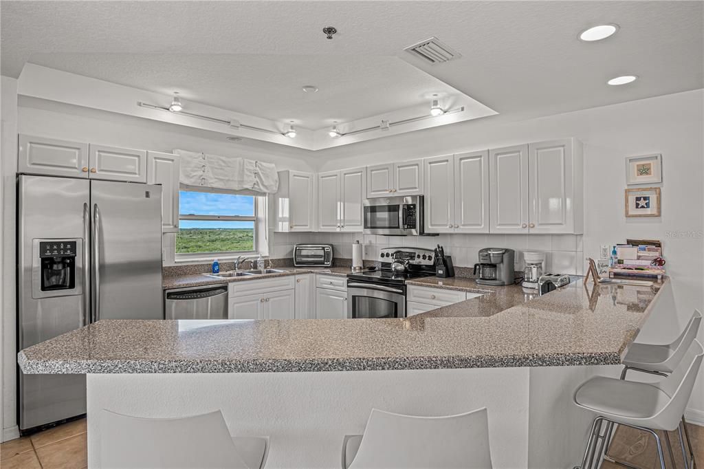 For Rent: $3,300 (3 beds, 2 baths, 1698 Square Feet)
