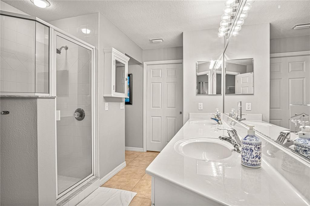 For Rent: $3,300 (3 beds, 2 baths, 1698 Square Feet)
