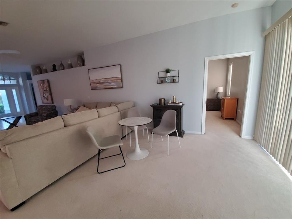 В аренду: $2,600 (3 спален, 2 ванн, 2085 Квадратных фут)
