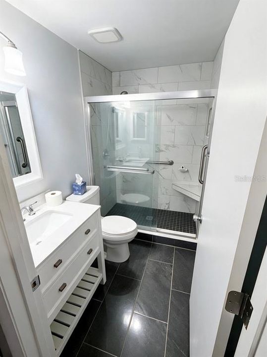 На продажу: $299,900 (3 спален, 2 ванн, 1361 Квадратных фут)