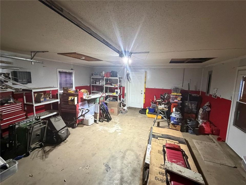На продажу: $299,900 (3 спален, 2 ванн, 1361 Квадратных фут)