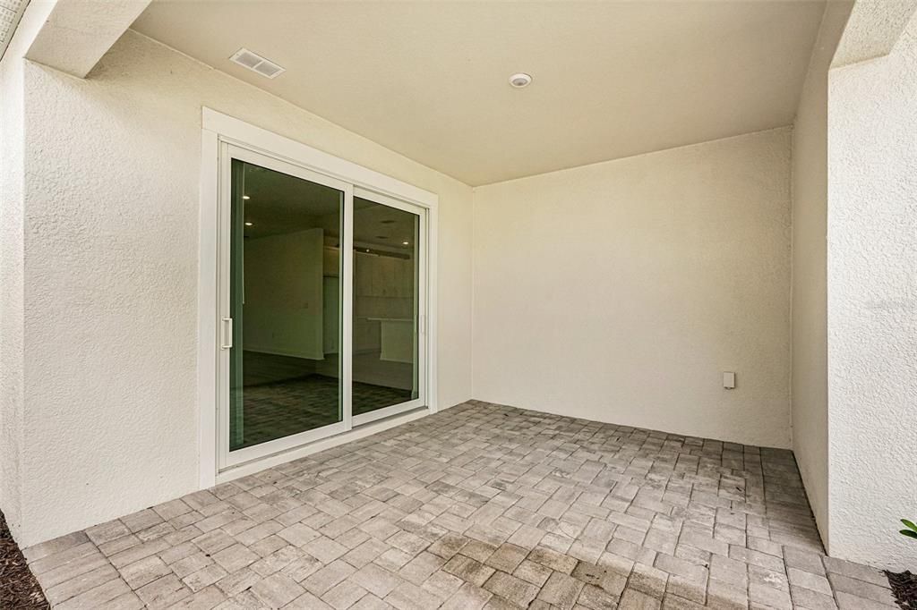 For Sale: $589,999 (3 beds, 2 baths, 2406 Square Feet)