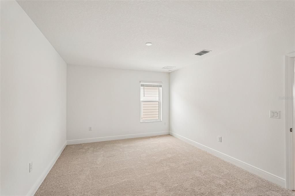 For Sale: $589,999 (3 beds, 2 baths, 2406 Square Feet)
