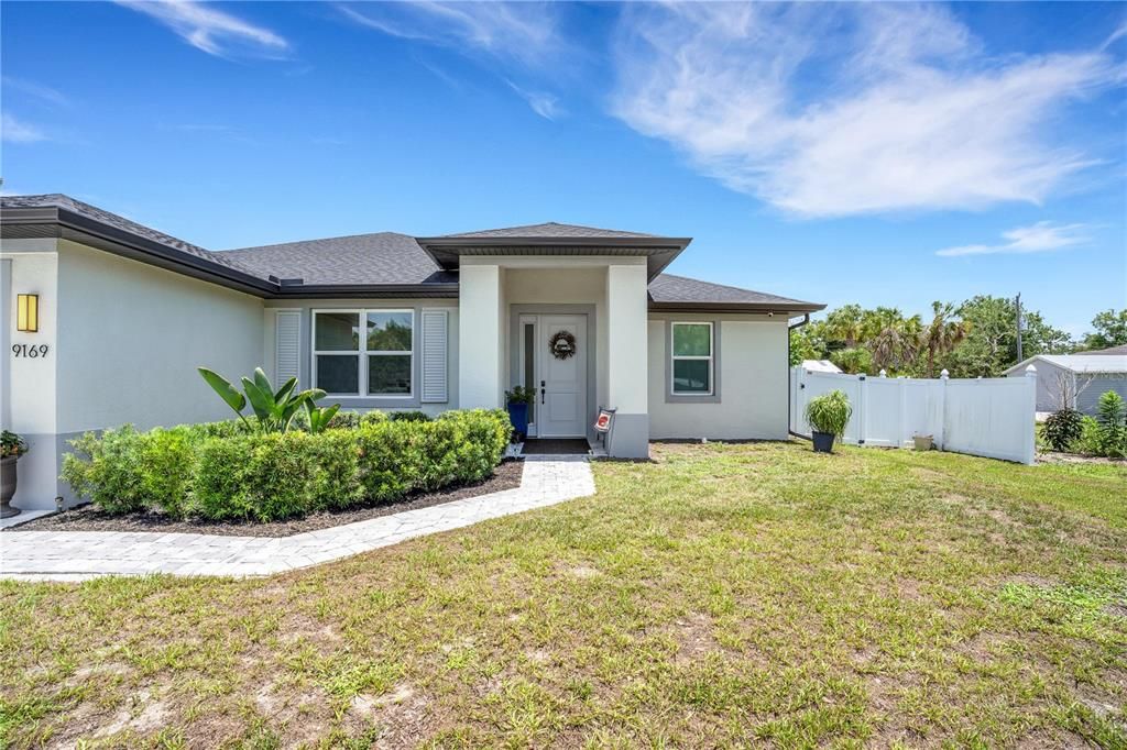 En Venta: $399,000 (4 camas, 2 baños, 1835 Pies cuadrados)
