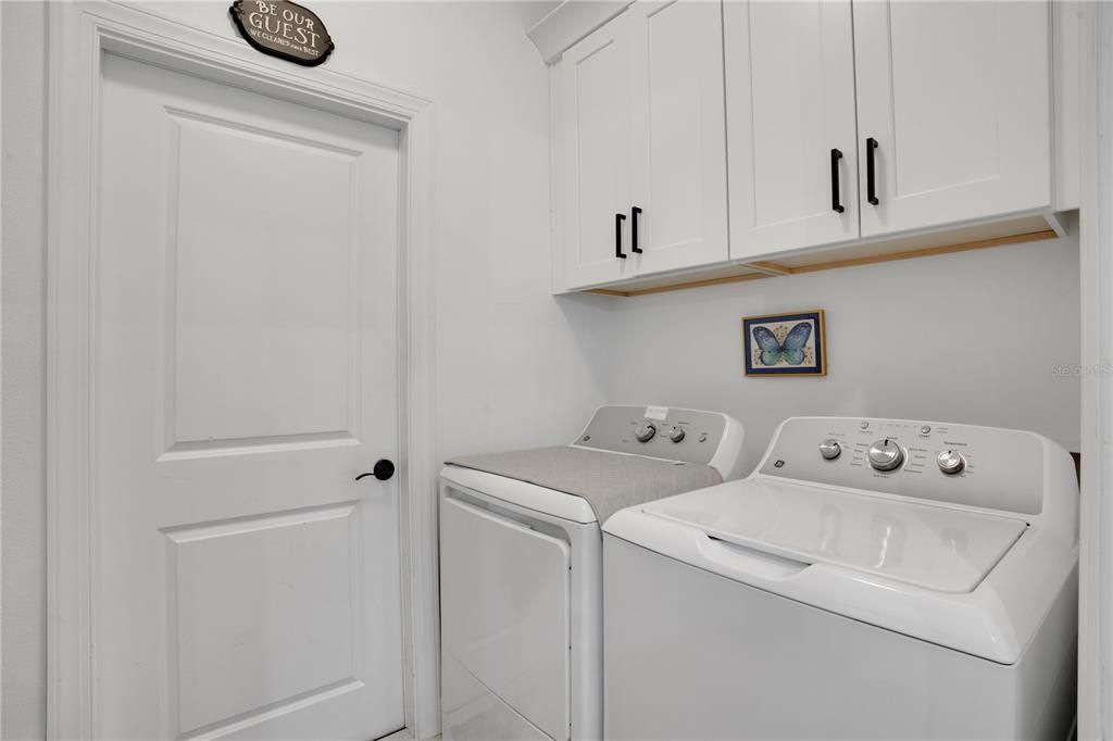 En Venta: $399,000 (4 camas, 2 baños, 1835 Pies cuadrados)