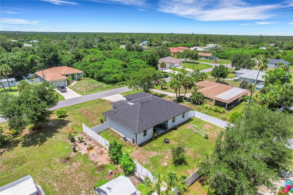 En Venta: $399,000 (4 camas, 2 baños, 1835 Pies cuadrados)