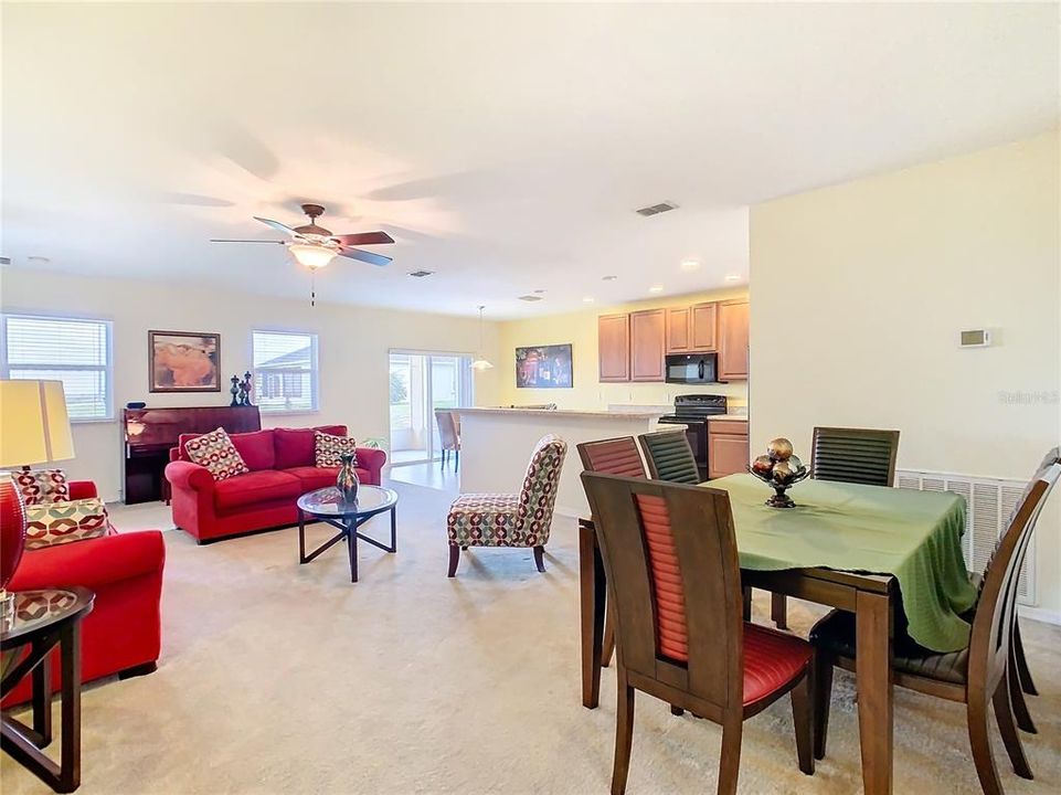For Sale: $297,900 (3 beds, 2 baths, 1634 Square Feet)