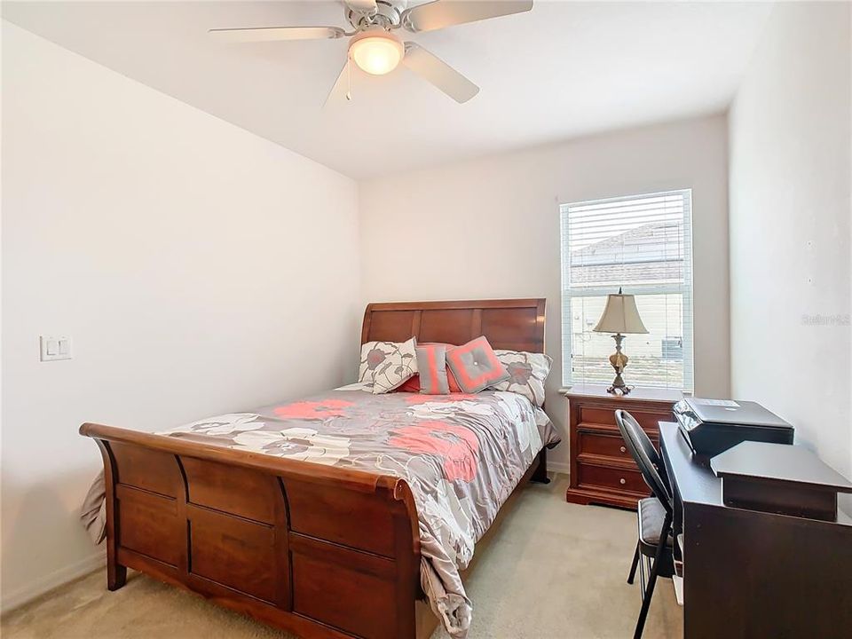 For Sale: $297,900 (3 beds, 2 baths, 1634 Square Feet)