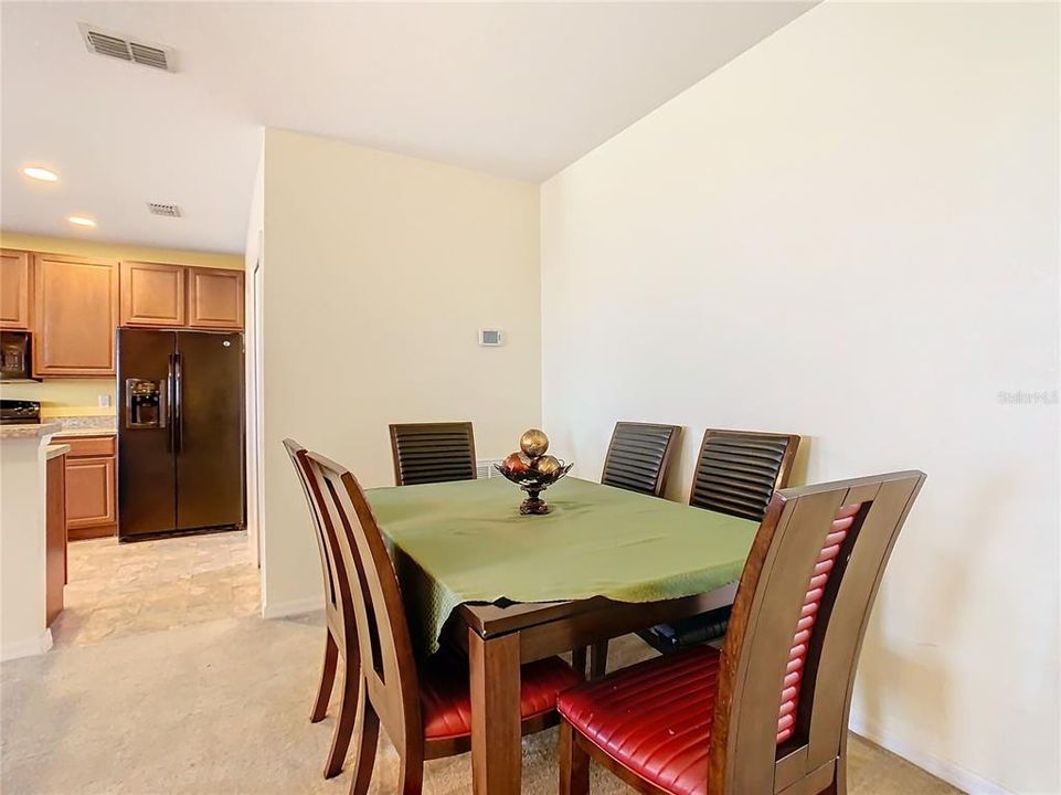 For Sale: $297,900 (3 beds, 2 baths, 1634 Square Feet)