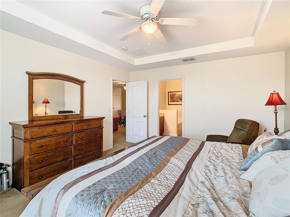 For Sale: $297,900 (3 beds, 2 baths, 1634 Square Feet)