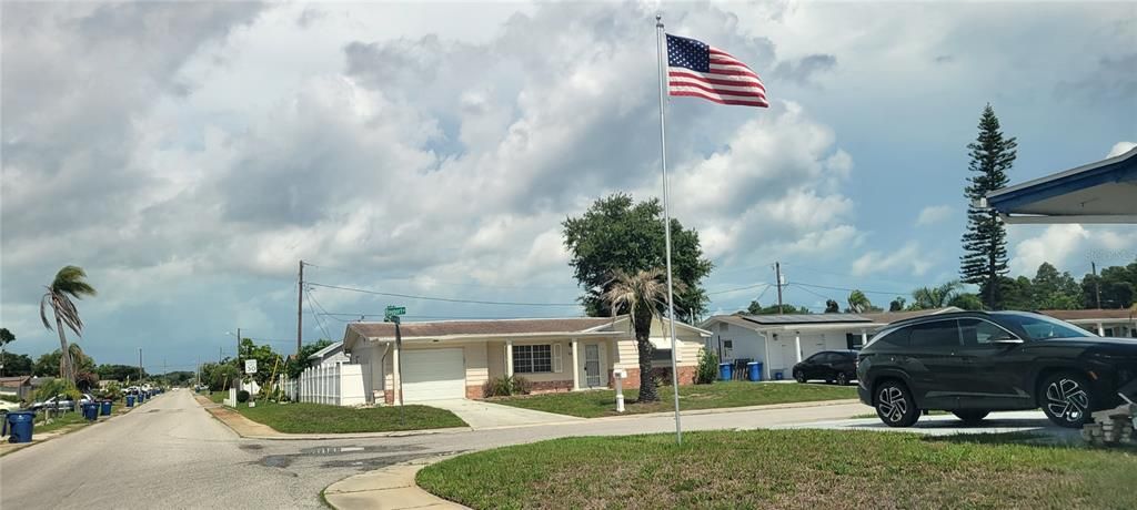 For Sale: $222,500 (2 beds, 1 baths, 1056 Square Feet)