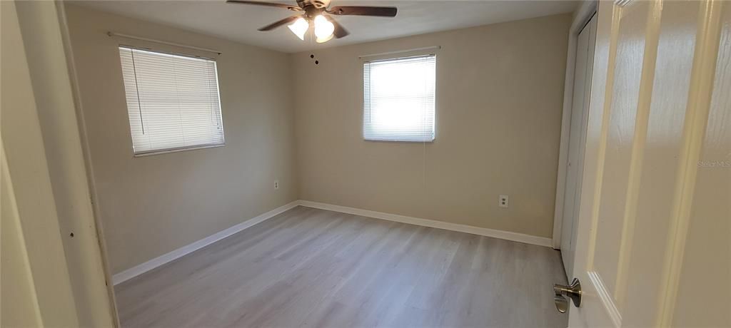 For Sale: $222,500 (2 beds, 1 baths, 1056 Square Feet)