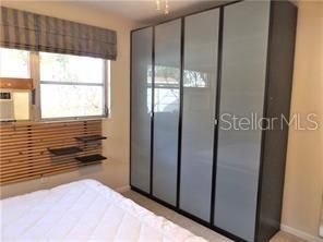 For Rent: $1,800 (2 beds, 1 baths, 1127 Square Feet)