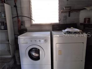 For Rent: $1,800 (2 beds, 1 baths, 1127 Square Feet)