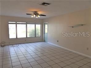 For Rent: $1,800 (2 beds, 1 baths, 1127 Square Feet)