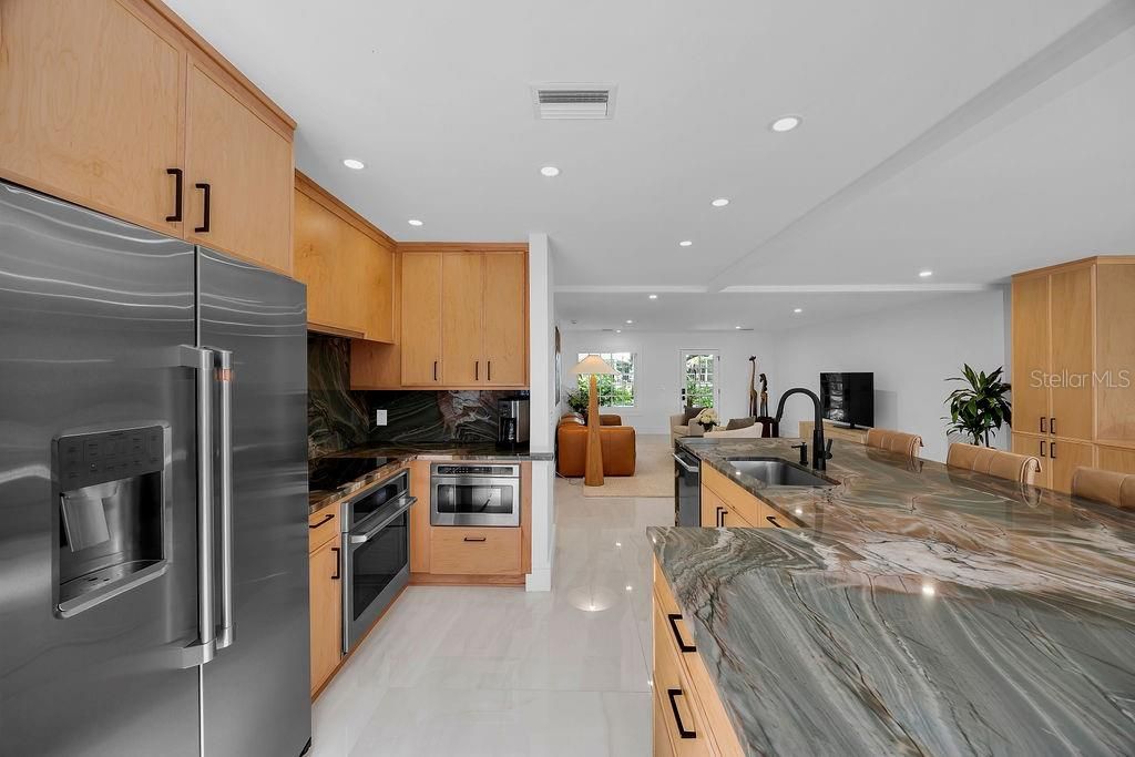 For Sale: $1,100,000 (3 beds, 3 baths, 2427 Square Feet)