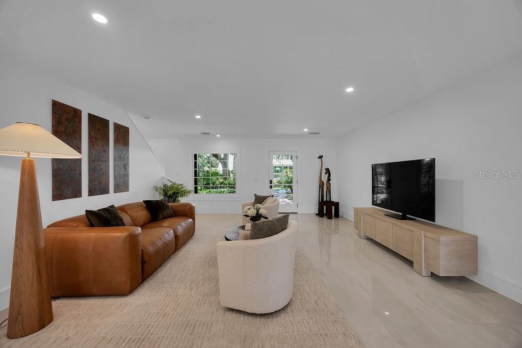 For Sale: $1,100,000 (3 beds, 3 baths, 2427 Square Feet)