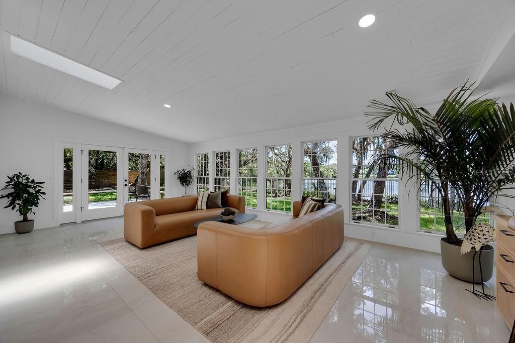 For Sale: $1,100,000 (3 beds, 3 baths, 2427 Square Feet)