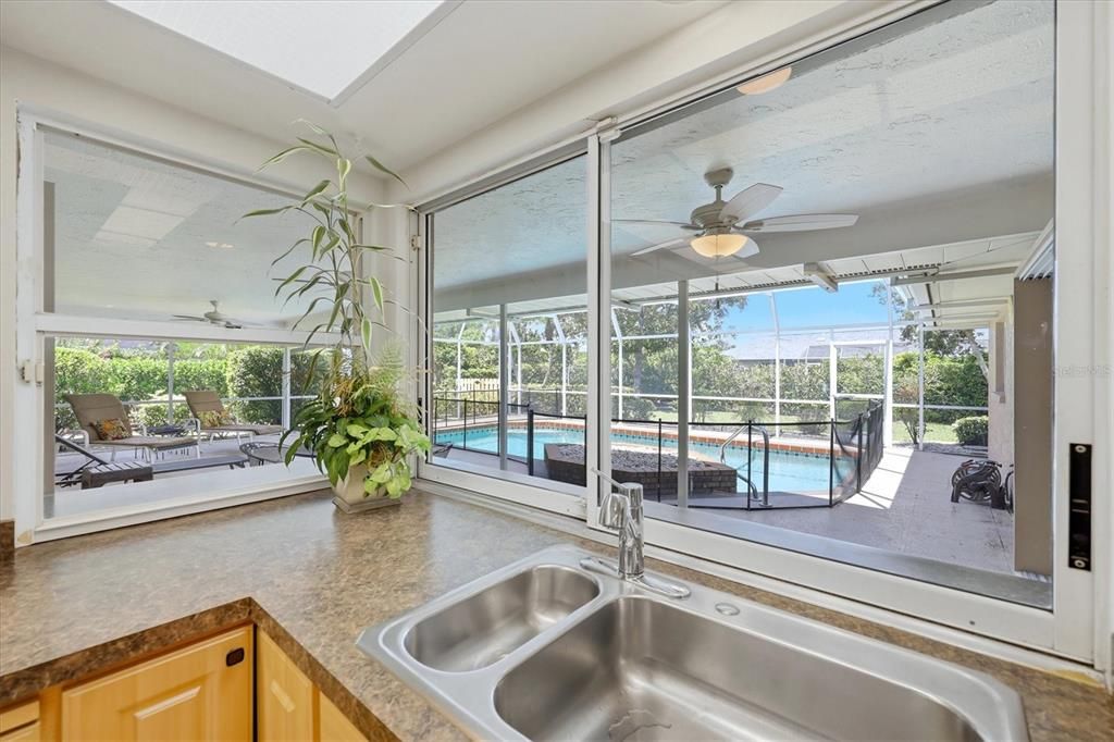 Activo con contrato: $549,990 (3 camas, 2 baños, 2304 Pies cuadrados)