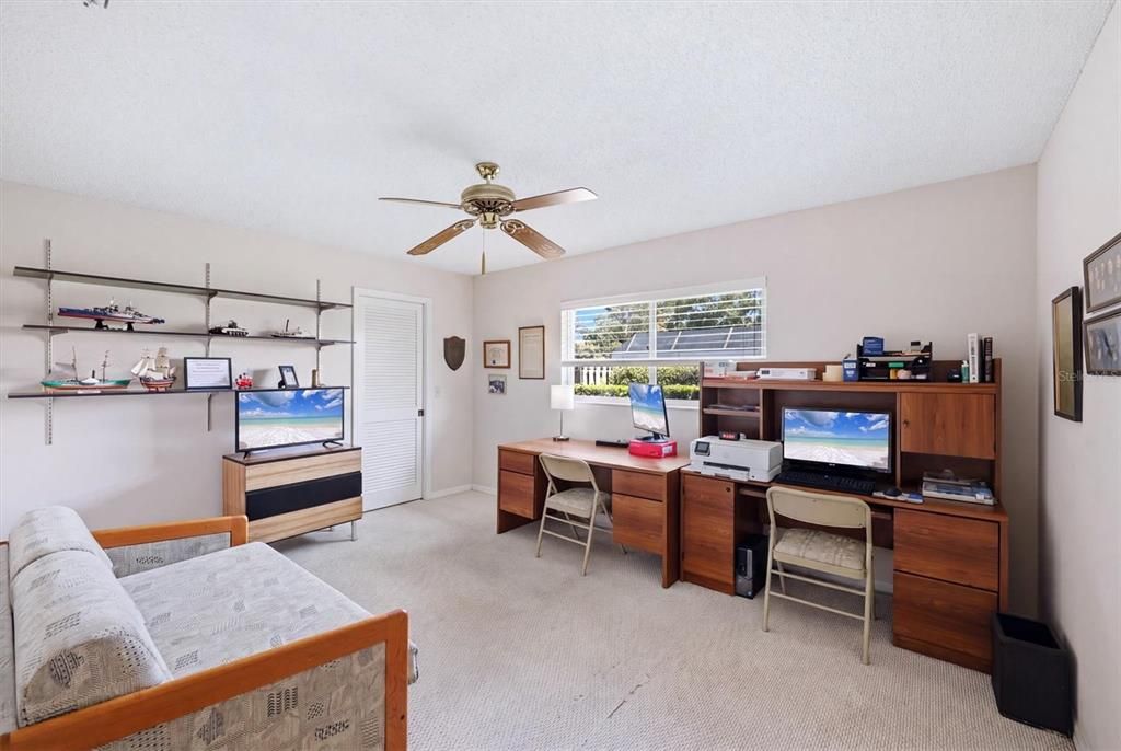 Activo con contrato: $549,990 (3 camas, 2 baños, 2304 Pies cuadrados)