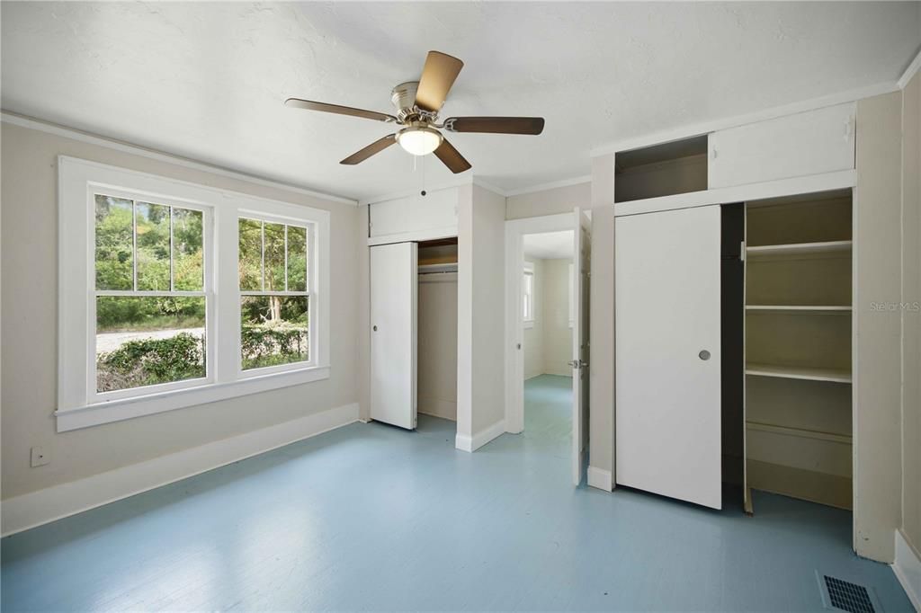 For Sale: $189,900 (3 beds, 2 baths, 1614 Square Feet)